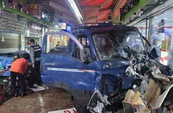 В Южной Корее при наезде грузовика на рынке пострадали 20 человек