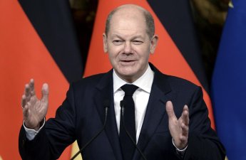 Из-за чего рухнуло правительство Шольца?