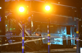 Avtobus dayanacağa çırpılıb, ölən və xəsarət alanlar var