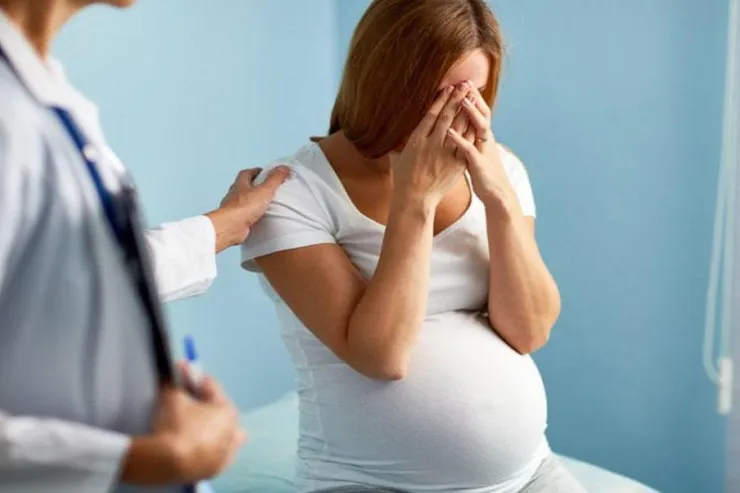 Qadın bir anda 9 uşağa hamilə qaldı - Görünməmiş OLAY