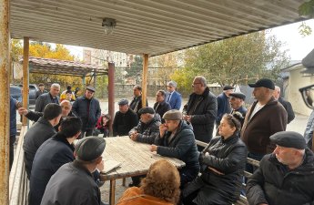 Qüdrət Həsənquliyev Xətai rayonunda seçiciləri ilə görüş keçirib