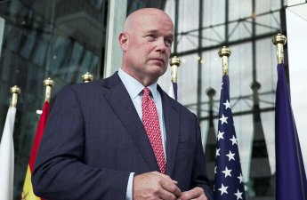 Uitaker: Ukrayna münaqişəsi sülh yolu ilə həll edilməlidir