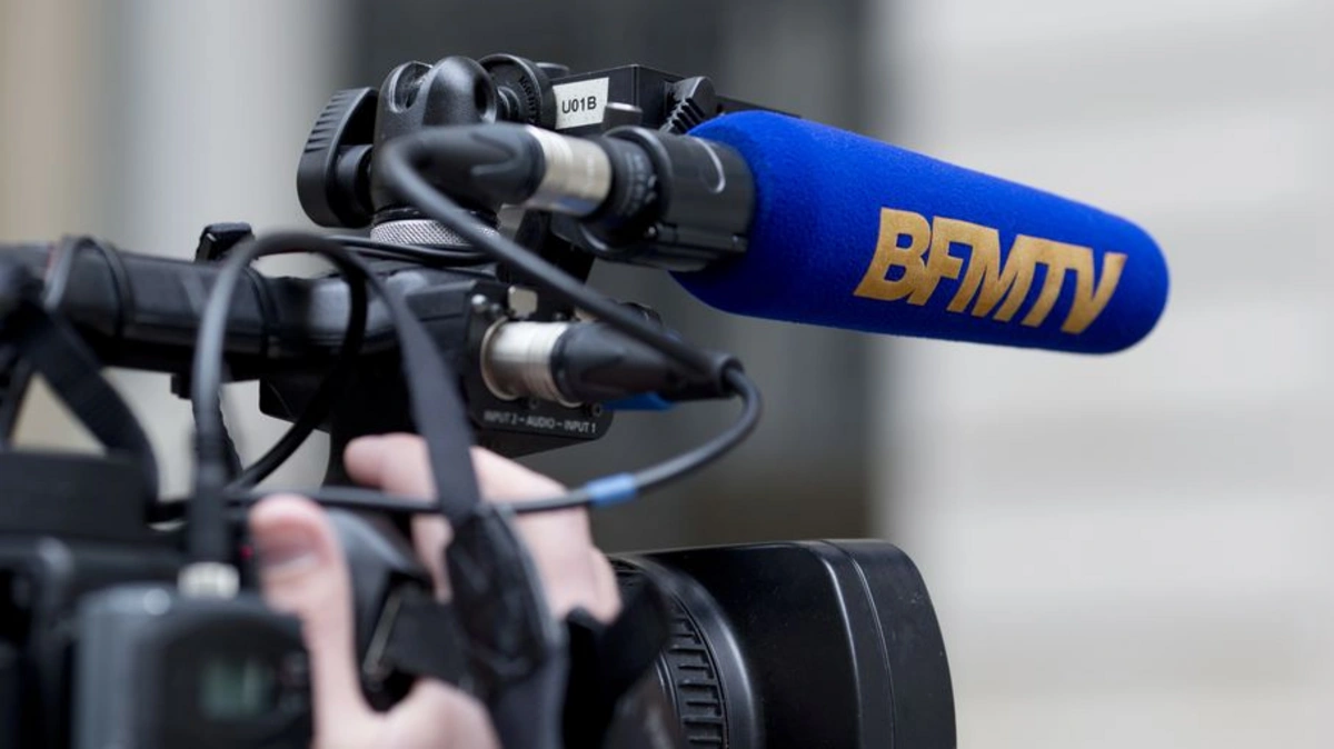 Во Франции эфир телеканала BFMTV прервали из-за угрозы взрыва-ВИДЕО
