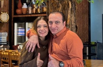 Qızı Xalq artistinin yanında bu işdə çalışır