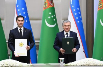Ташкент и Ашхабад подписали ряд соглашений по итогам переговоров Мирзиёева и Бердымухамедова