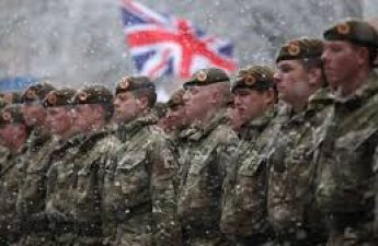 СМИ: Военнослужащим Британии запретили обсуждать служебные вопросы в автомобилях