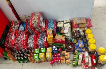 Bu marketdə istehlaka yararsız məhsullar aşkarlandı - FOTO