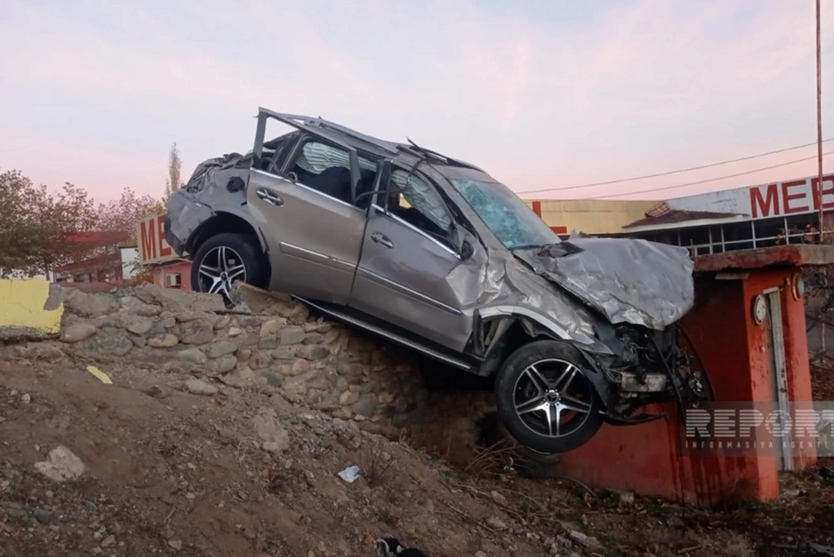 Göygöldə ağır qəza: Ölənlər var - FOTO