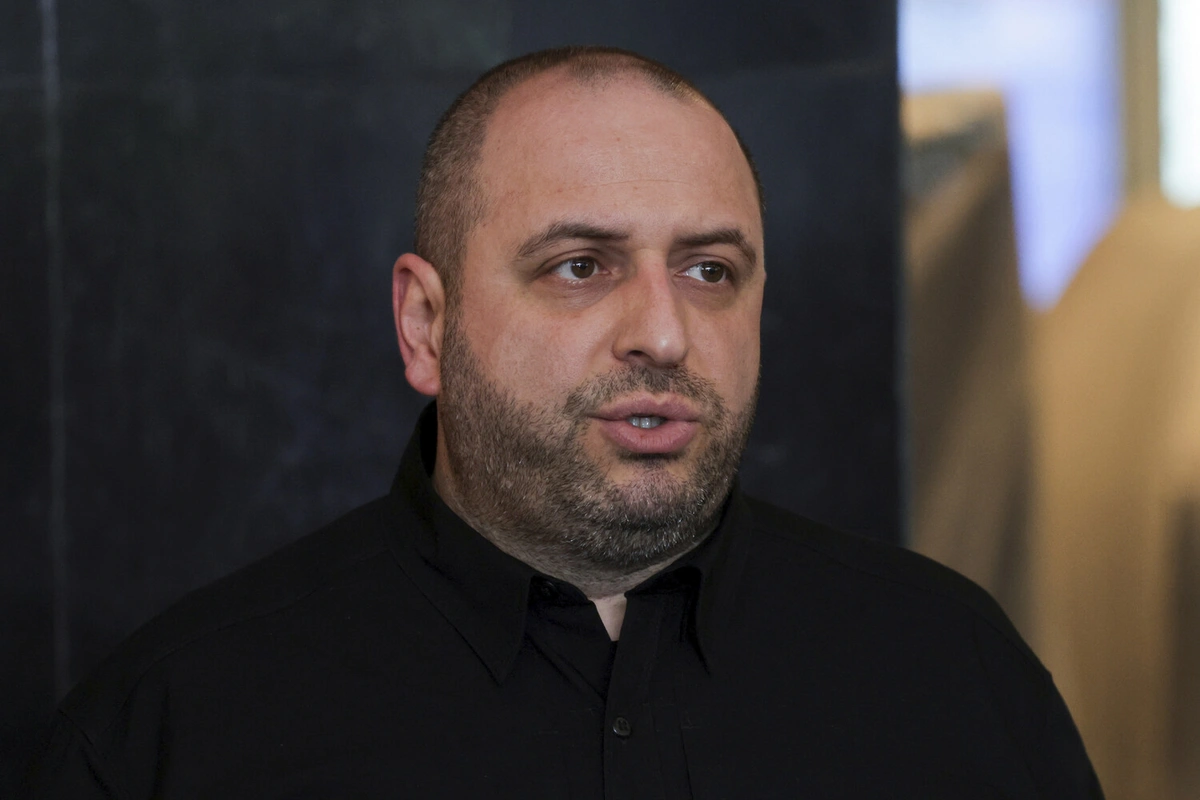 Rustem Umerov Ukraynaya qayıdıb