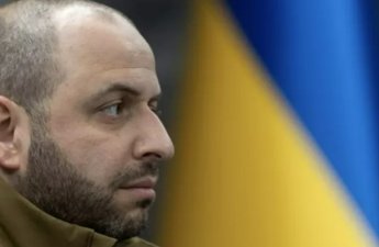 Умеров на фоне коррупционного скандала вернулся в Украину