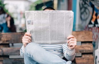 Nigeriyada silahlılar 200-dən çox şagird və müəllimi məktəbdən qaçırıblar