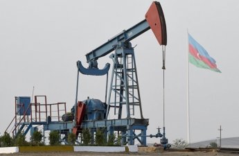 Азербайджанская нефть незначительно подешевела