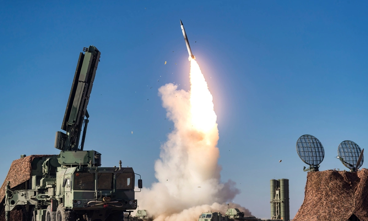 Tayvan ballistik raketlərin vurulması üzrə sınaqlar keçirib