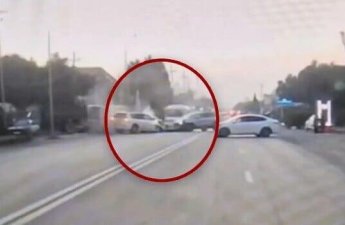 Qəfil manevr ağır qəzaya səbəb oldu – ANBAAN VİDEO