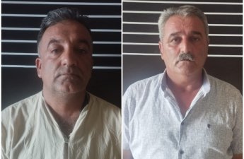 Hədə-qorxu ilə pul tələb etməkdə təqsirləndirilən sayt rəhbəri və tanışının məhkəməsi başlayır