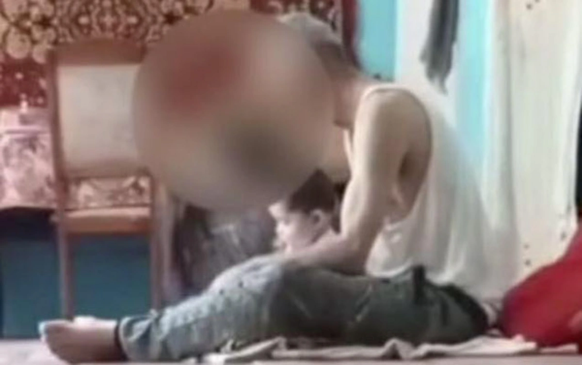 Azyaşlıya qarşı əxlaqsızlıq edən 64 yaşlı Mərdanın videosunu ögey qızı çəkib