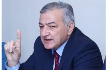 Ağ Ev niyə şimal ayısının” əmisi oğlu” rolundadır?