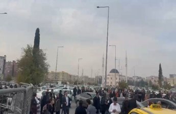 Məhkəmə binasında partlayış baş verdi - Yaralananlar var