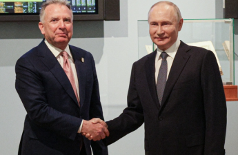 Tramp: Uitkoff Putinlə görüşmək üçün Moskvaya gedəcək