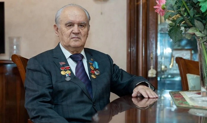 “İsgəndər”in yaradıcısı öldü