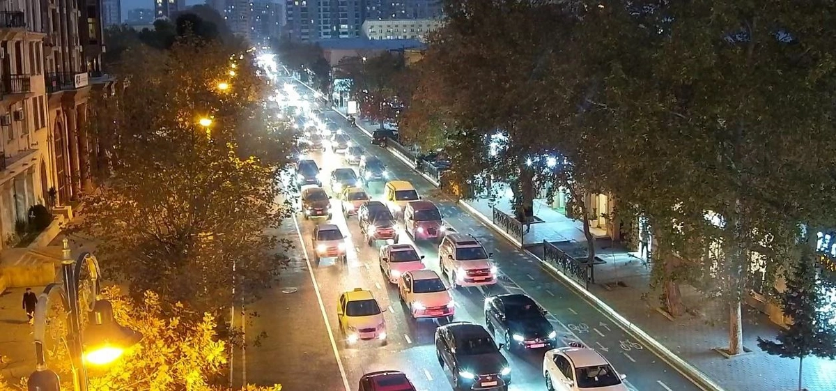 Paytaxtda sıxlıq olan küçələrin SİYAHISI