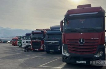 Gürcüstanda saxlanılan TIR-larımızla bağlı rəsmi açıqlama