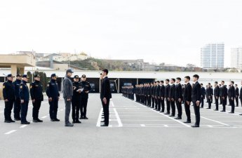 Vilayət Eyvazov sıra baxışı keçirib - VİDEO