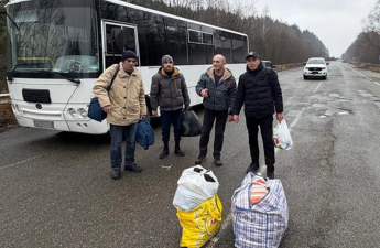 Ukrayna Rusiyaya 14 mülki şəxsi təhvil verib