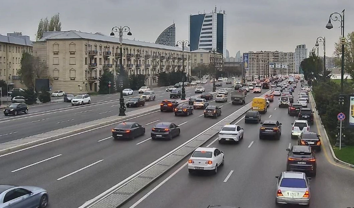 Bakının bu küçələrində sıxlıq var - SİYAHI