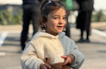 Növbəti köç karvanı Zəngilanın Məmmədbəyli kəndinə çatıb, açaralr təqdim olunub - FOTOLAR