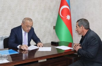 Zaur Mikayılov Yevlaxda vətəndaşlarla görüşüb - FOTOLAR