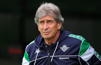 İspaniya klubu baş məşqçisi ilə müqavilənin müddətini uzadıb