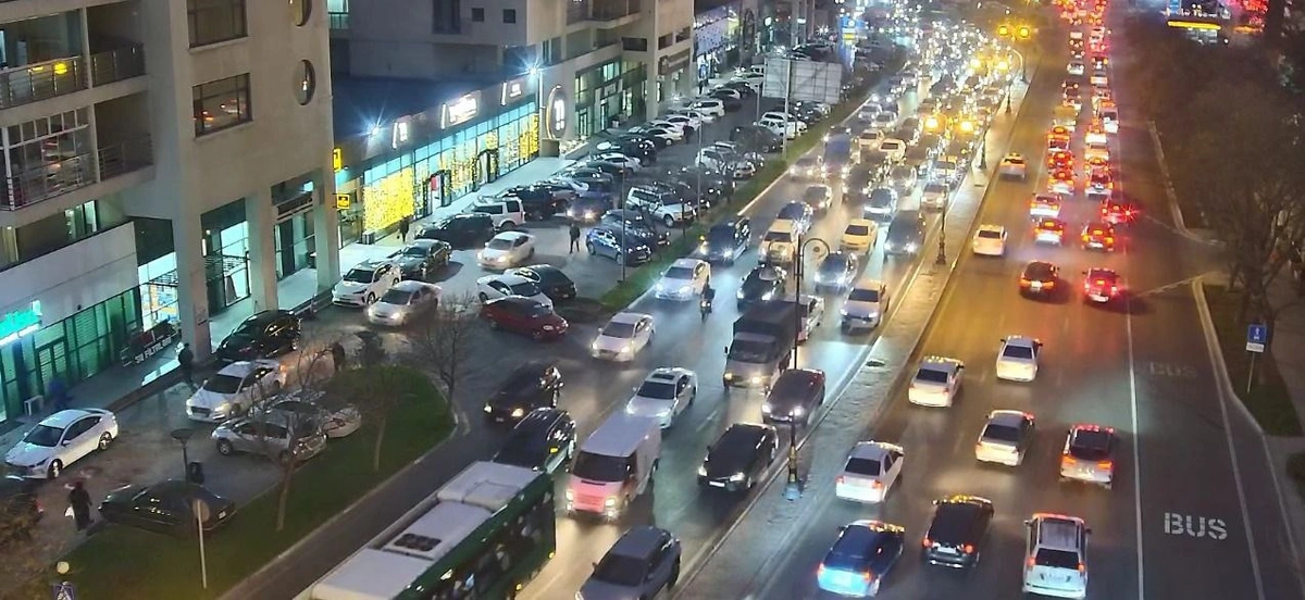 Paytaxtda sıxlıq olan küçələrin SİYAHISI 