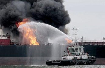 В Черном море взорвался танкер