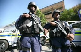 Полиция ЮАР задержала четырех мужчин по подозрению в попытке воевать на стороне России