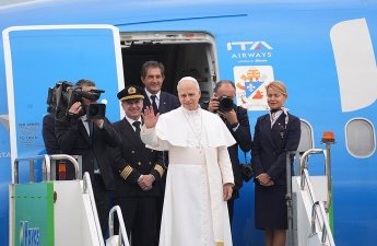 Roma Papasının Türkiyəyə səfəri başa çatdı