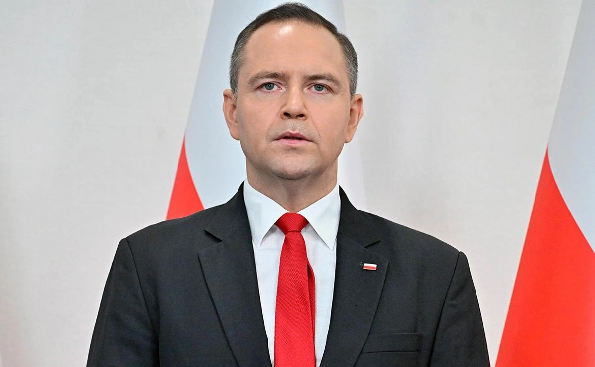 Polşa prezidenti Putinə görə Orbanla görüşünü ləğv etdi