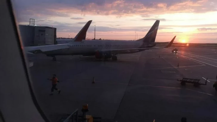 Международные и внутренние рейсы задерживаются в российском Краснодаре