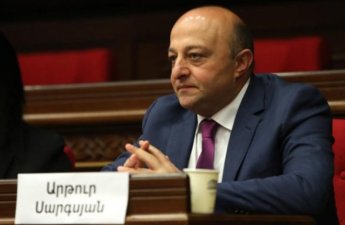 Ermənistanda müxalif deputat həbsdən azad edilib