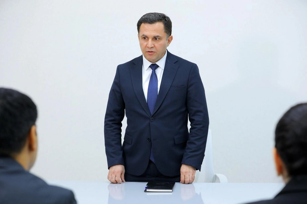 Naxçıvanda yeni təyin olunmuş səhiyyə nazirinin müavini kollektivə təqdim edilib