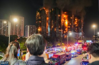 В Гонконге из-за пожара в жилом комплексе погибли 156 человек
