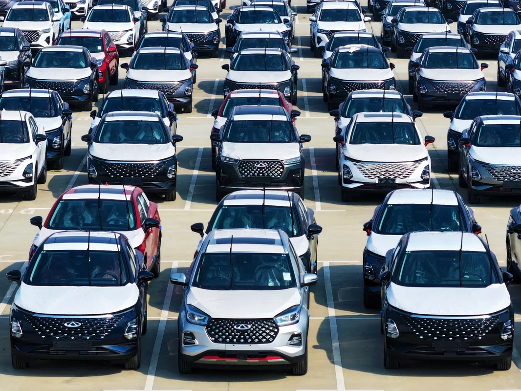 Gələn il avtomobil idxalında gözlənilən dəyişikliklər müzakirə olundu - VİDEO