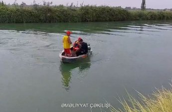 В Барде мужчина утонул в канале, пытаясь спасти дочь