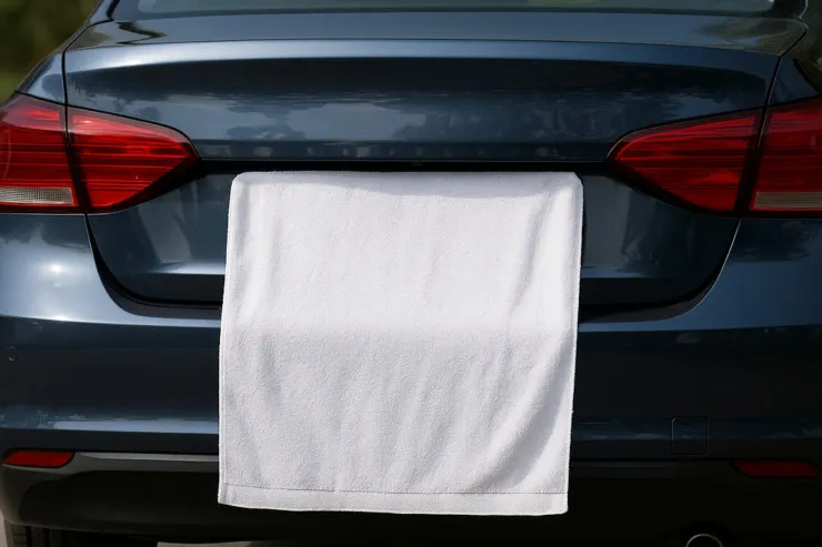 Maşının nömrəsini dəsmalla gizlədən saxta qazi həbs olundu