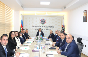 Bir vəkilə xəbərdarlıq edildi, biri isə cərimələndi