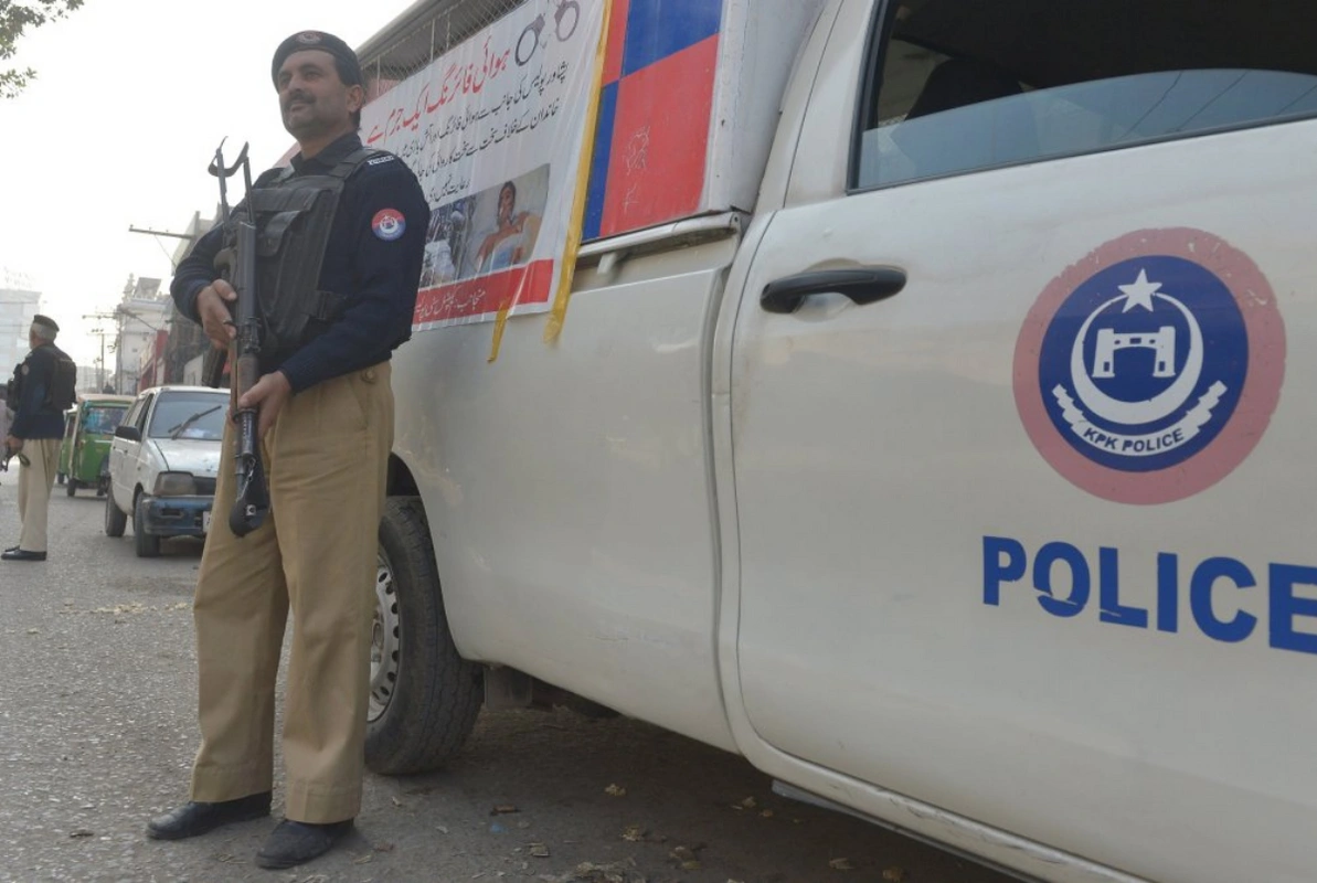 Взрыв вблизи границы Пакистана и Афганистана: погибли трое полицейских