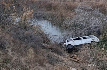 Şəmkirdə fəhlə daşıyan mikroavtobus su kanalına aşdı: 12 yaralı var - ADLAR - YENİLƏNİB