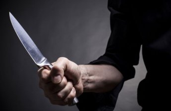 Gəncədə ər arvadını bıçaqlayıb