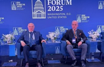 AMİP sədri Vaşinqtonda keçirilən İDU-2025 Forumunda iştirak edir - FOTO