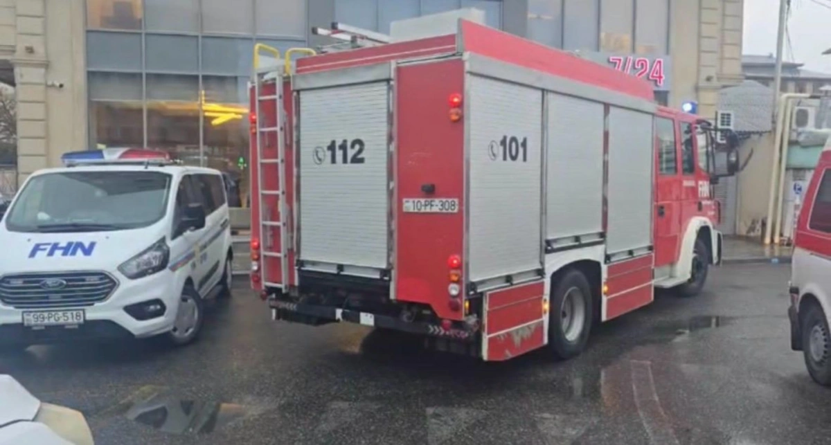 Binəqədidə kafedə PARTLAYIŞ: Xəsarət alanlar var - VİDEO-FOTO